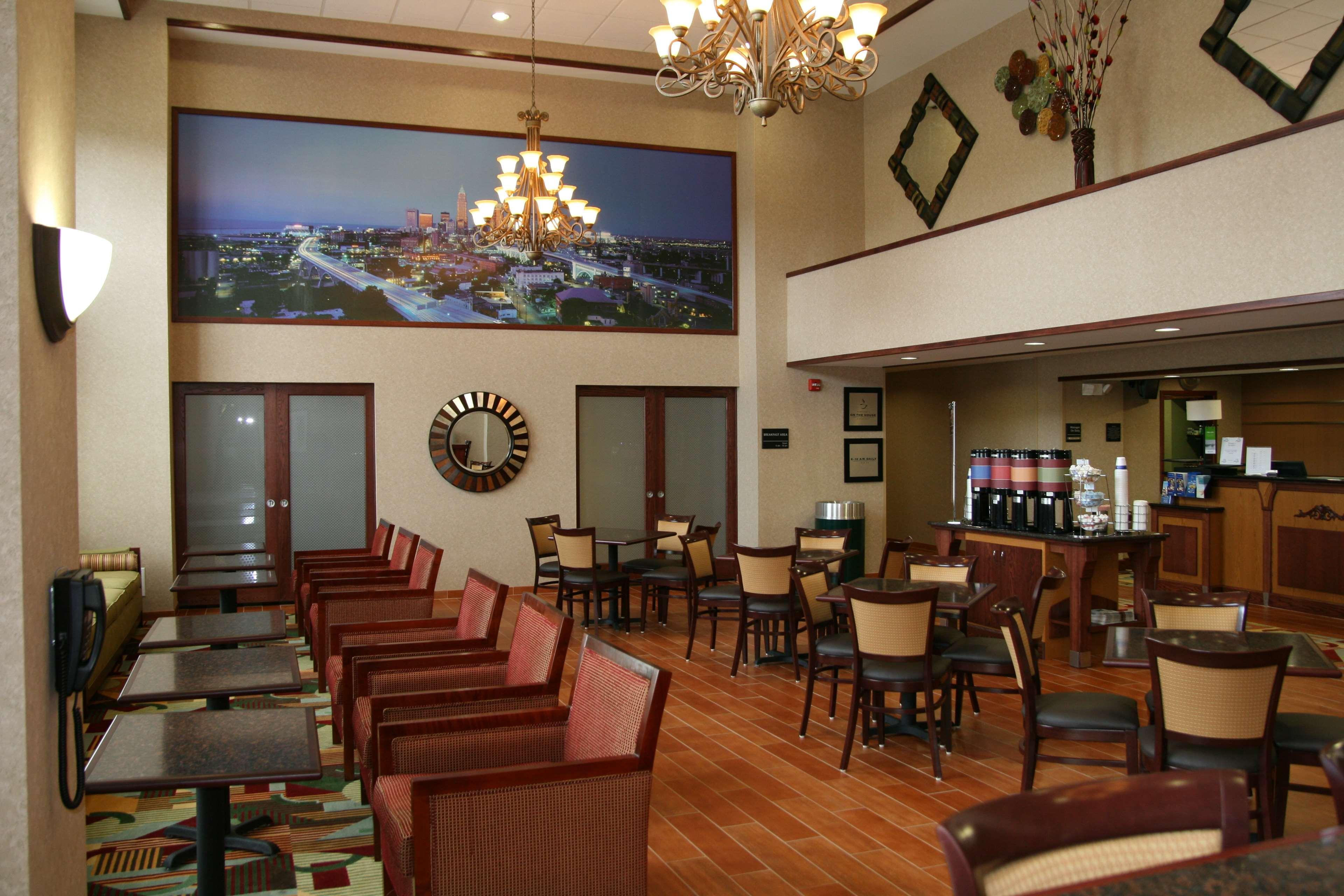 Hampton Inn & Suites Cleveland-Mentor Étterem fotó