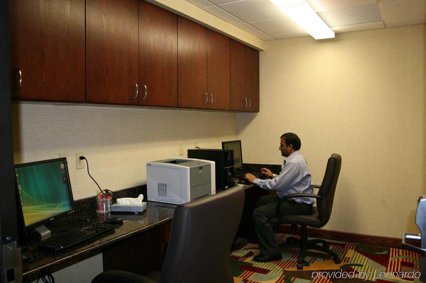 Hampton Inn & Suites Cleveland-Mentor Létesítmények fotó